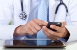 doctors texting